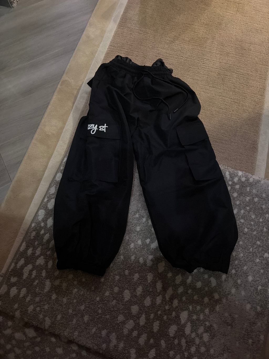 Baggy snowpants