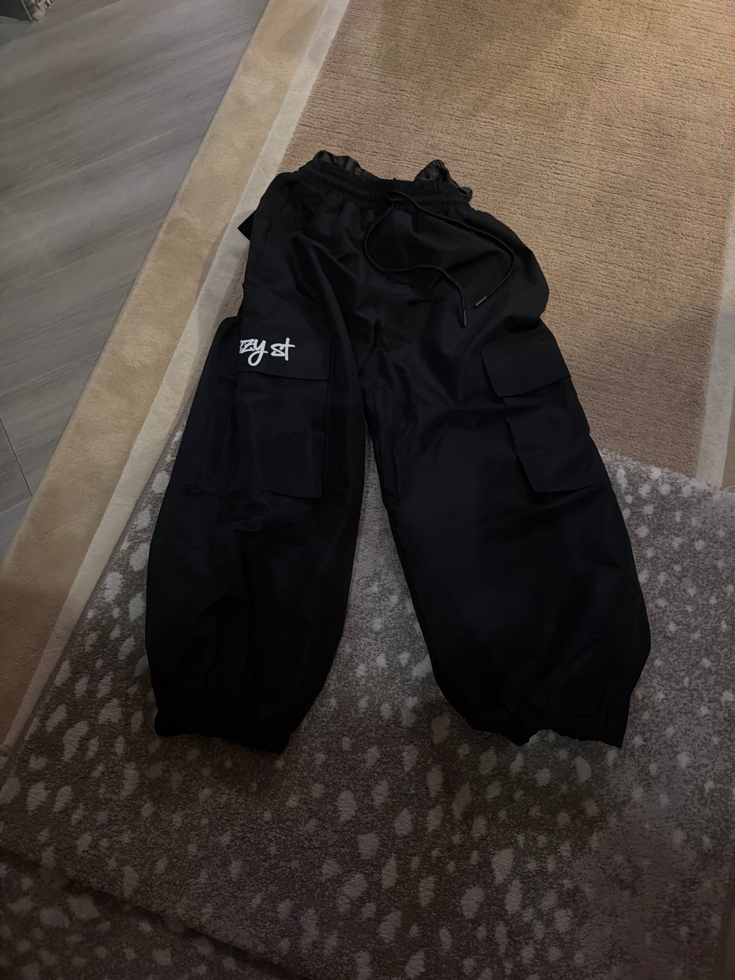 Baggy snowpants
